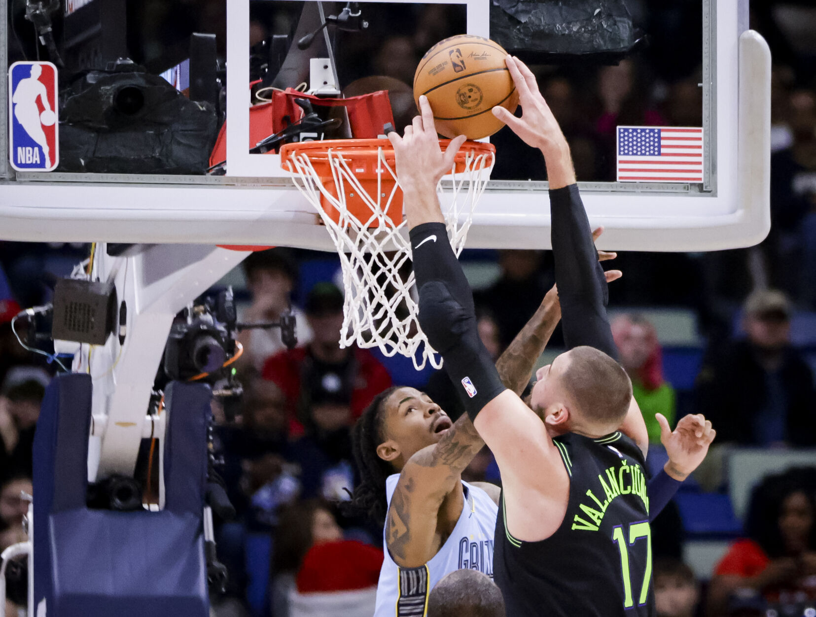NO.pelicansgrizzlies.122723.116.jpg